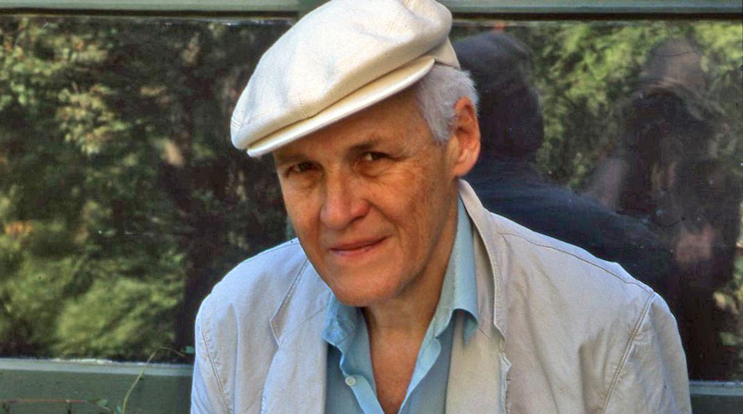 Författaren Carl-Henning Wijkmark är död. Han blev 85 år.