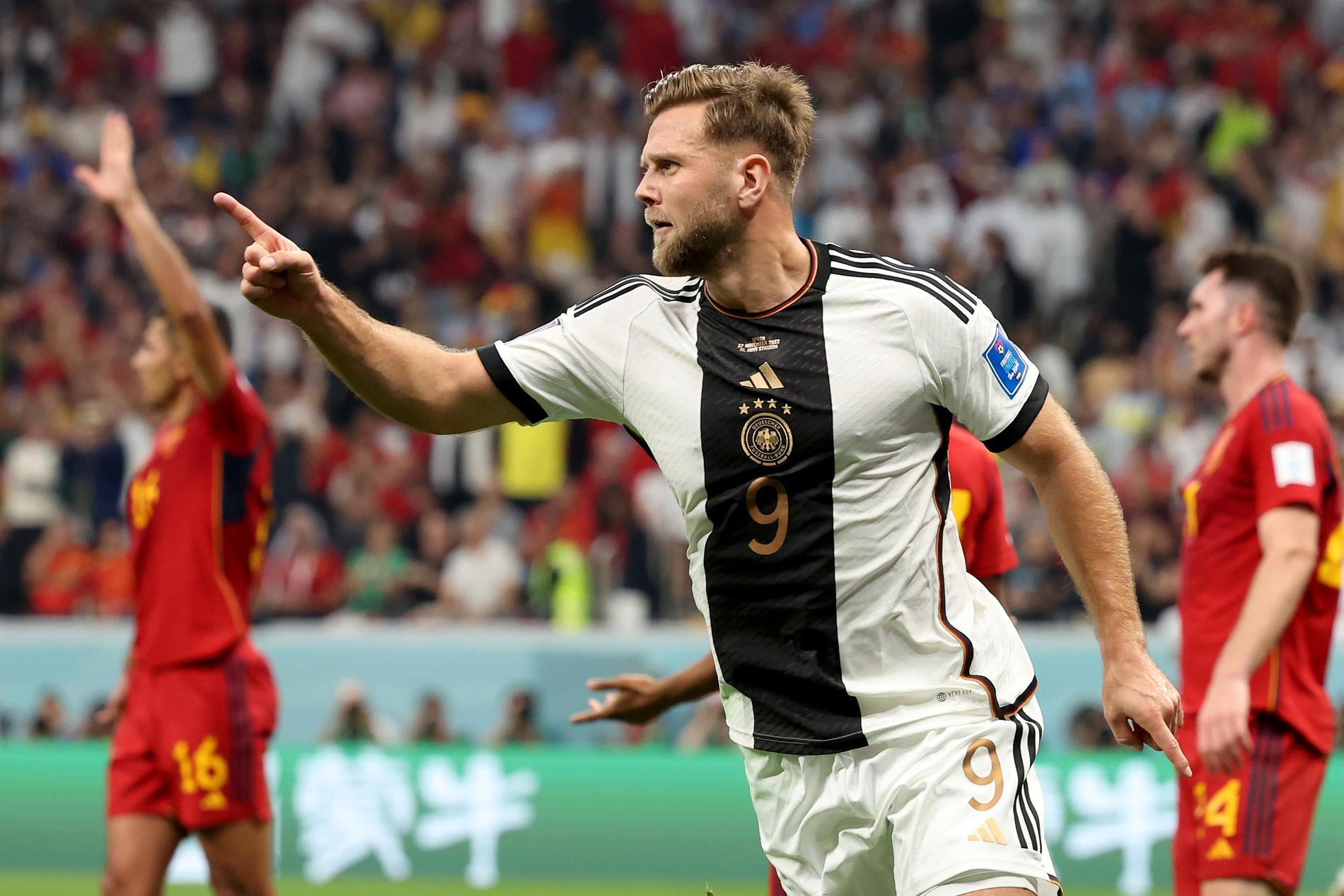 Füllkrug frälste Tyskland och räddade landets VM-hopp. Nu möter de Costa Rica om en plats i åttondelsfinalerna i VM.