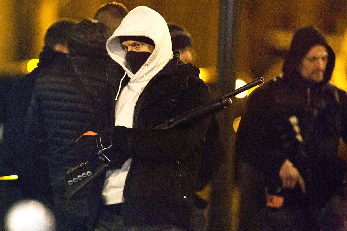 Gripande i Paris tre dagar efter terrordådet.