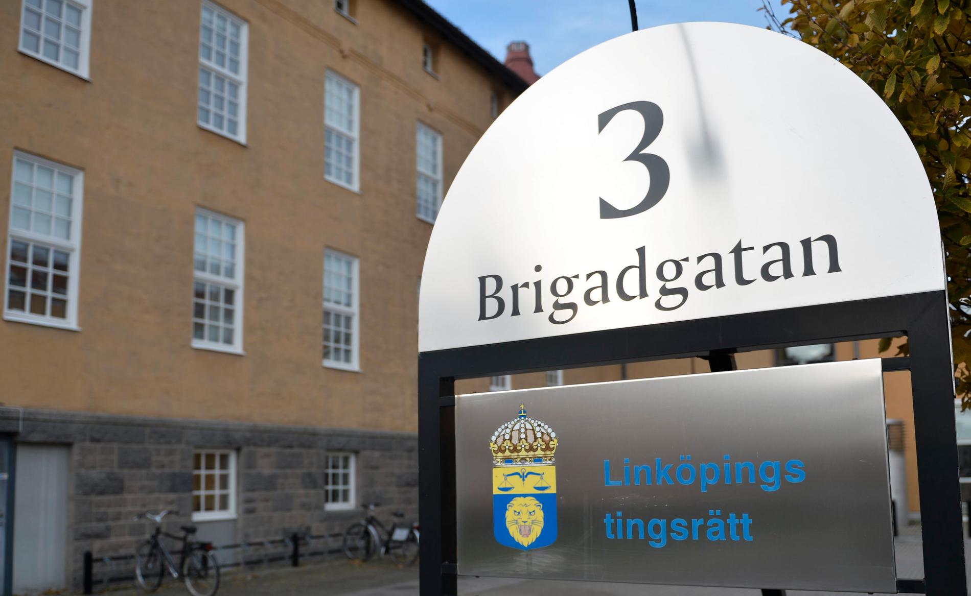 Linköpings tingsrätt beslutade att häkta mannen i två veckor. Arkivbild.