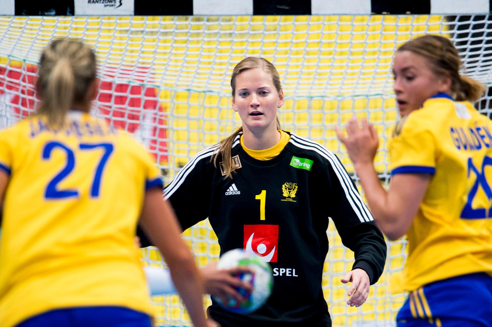 Sveriges målvakt Johanna Bundsen.
