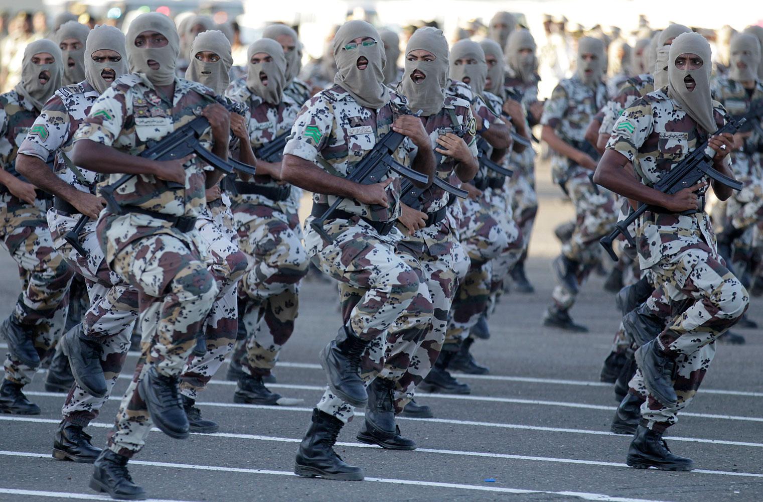 Saudiarabiska specialstyrkor under en uppvisning.