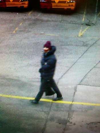 Danska polisen har släppt en bild på person de letar efter i samband med terrordådet.