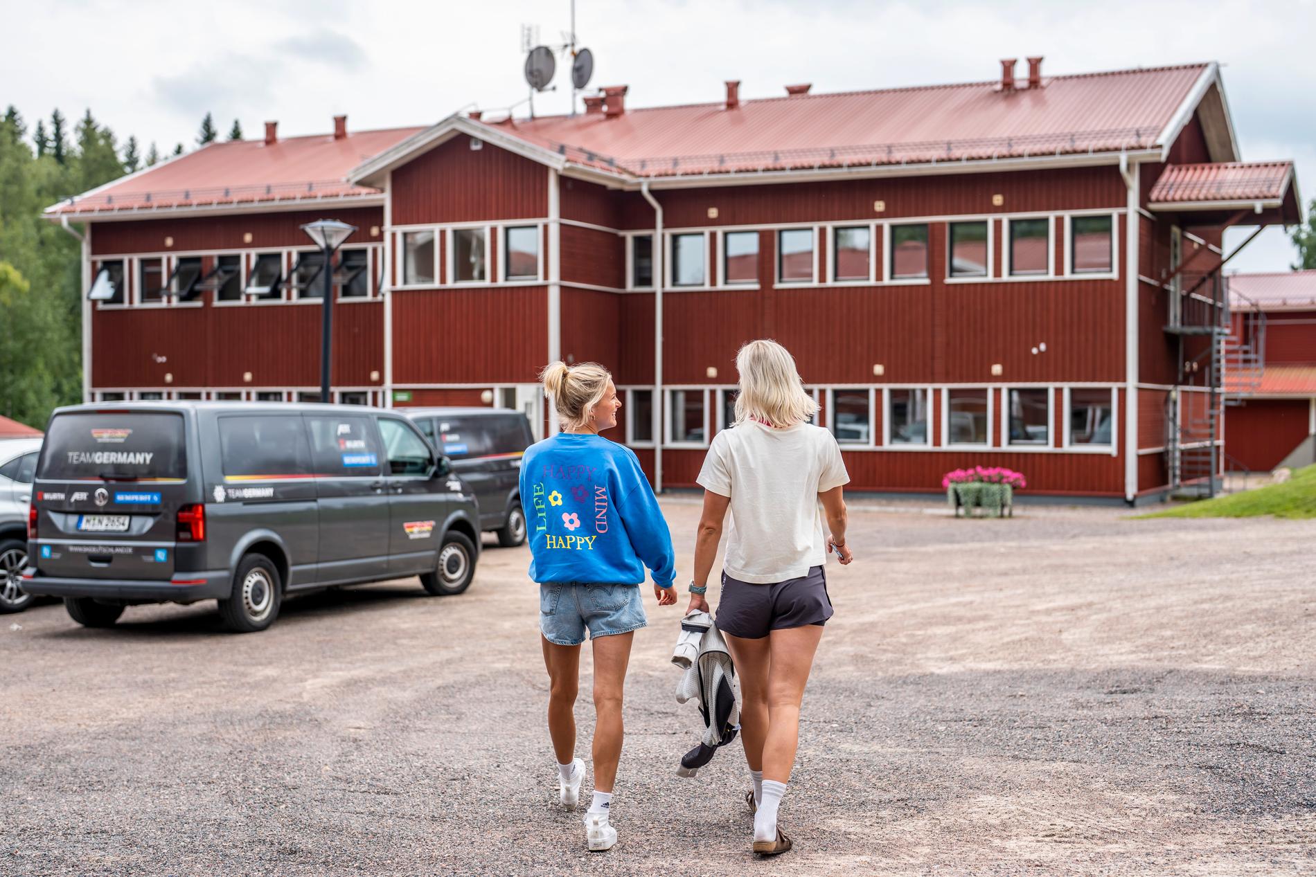 Frida Karlsson och Maja Dahlqvist i Torsby. 