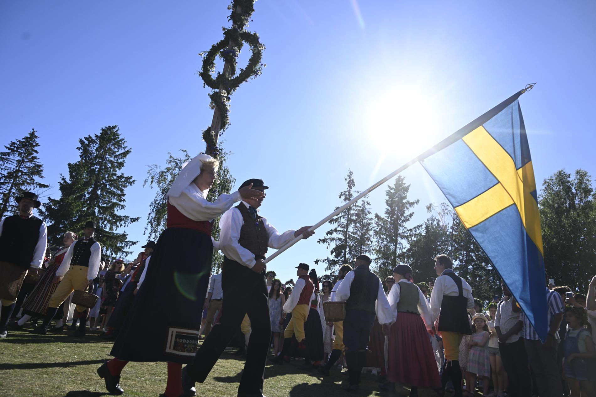 Åkesson dukar sin veranda till fest, men aldrig för en utomeuropeisk gäst