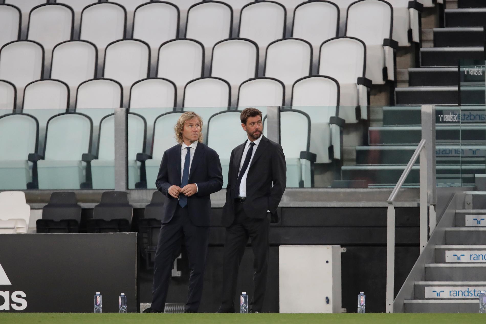 Juventus har fått en ny ordförande sedan hela styrelsen, däribland Pavel Nedved (till vänster) och Andrea Agnelli (till höger), avgått i måndags.