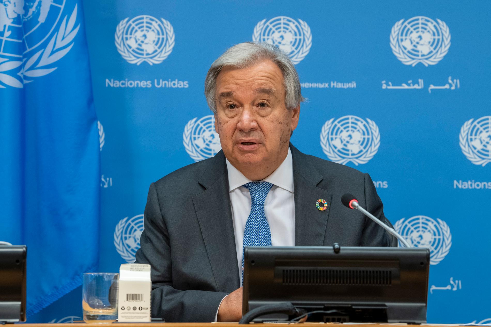 FN:s generalsekreterare António Guterres vädjar om internationellt stöd för global pandemibekämpning.
