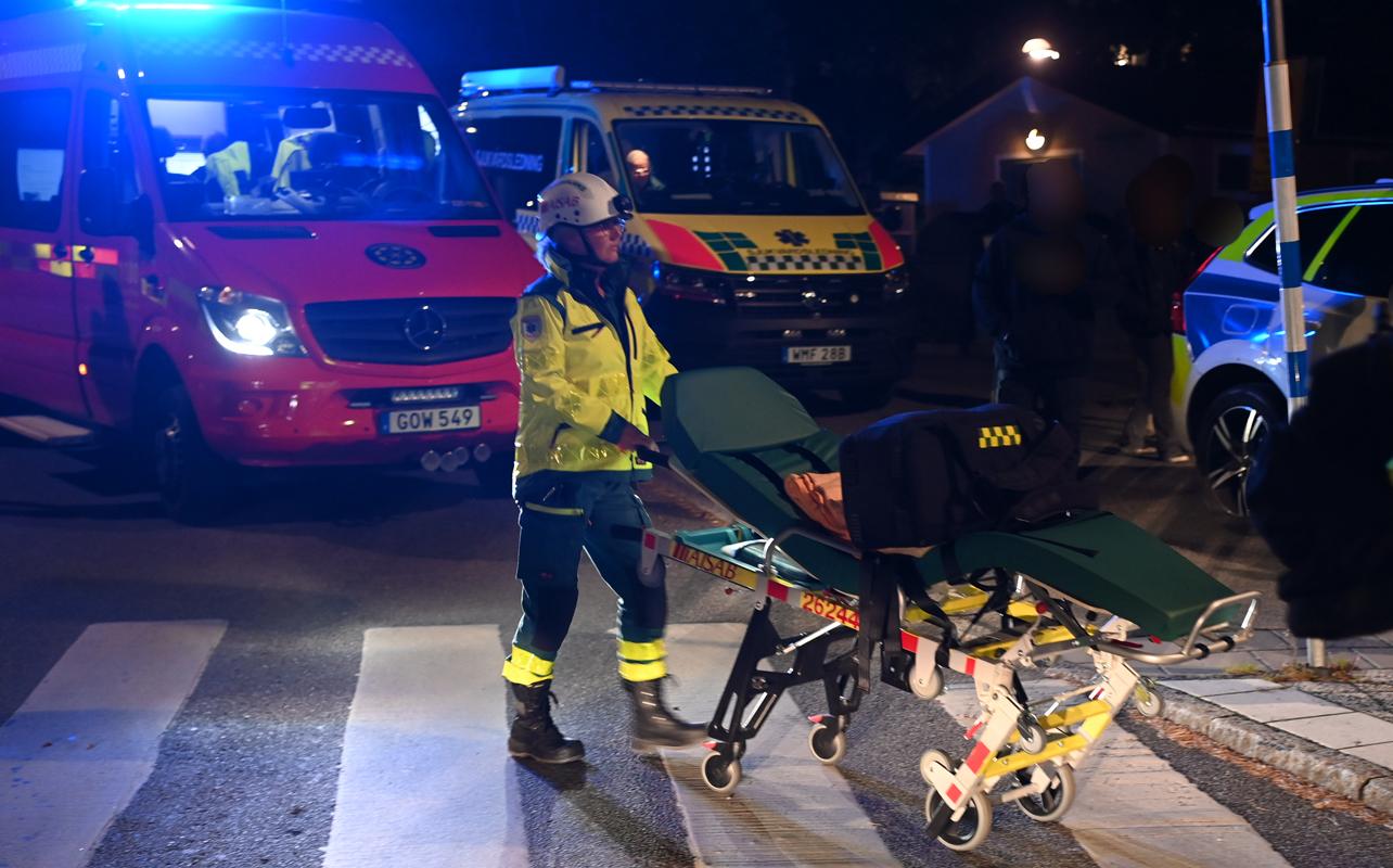 Ett stort pådrag och flera ambulanser på plats i Hässelby.