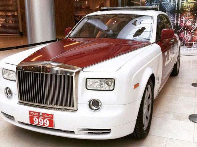 Polisbilen i Abu Dhabi är en Rolls-Royce Phantom och har en V12 motor med 460 hästkrafter