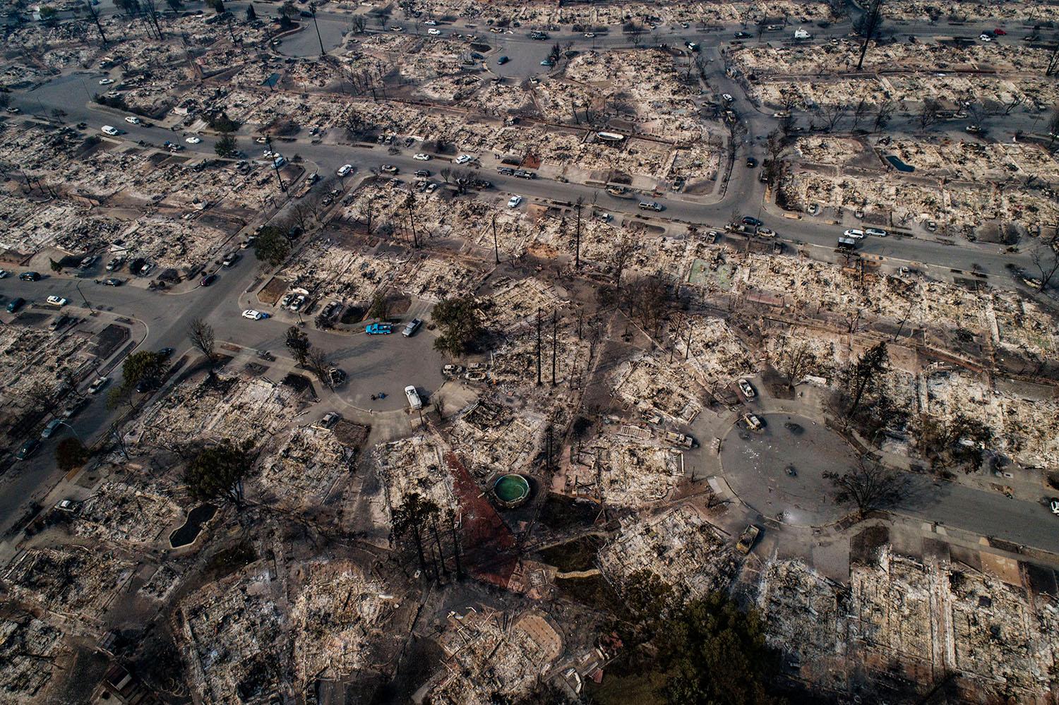 Bostadsområdet Coffey Park i Santa Rosa är ödelagt efter de svåra bränderna som härjat Kalifornien. 