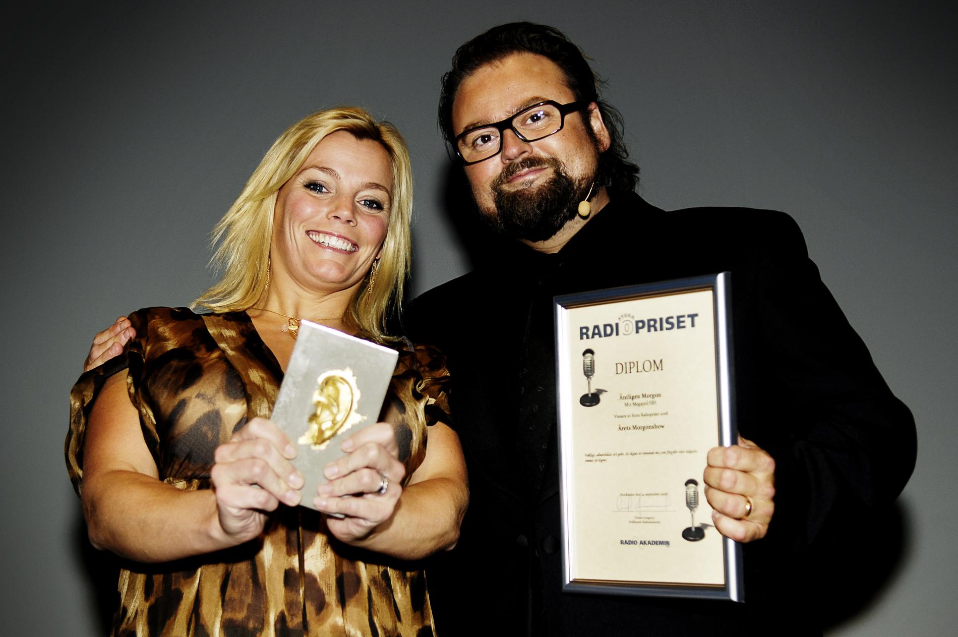 2008 vann Adam Alsing och Gry Forssell pris på Radiogalan för sitt program ”Äntligen morgon”.