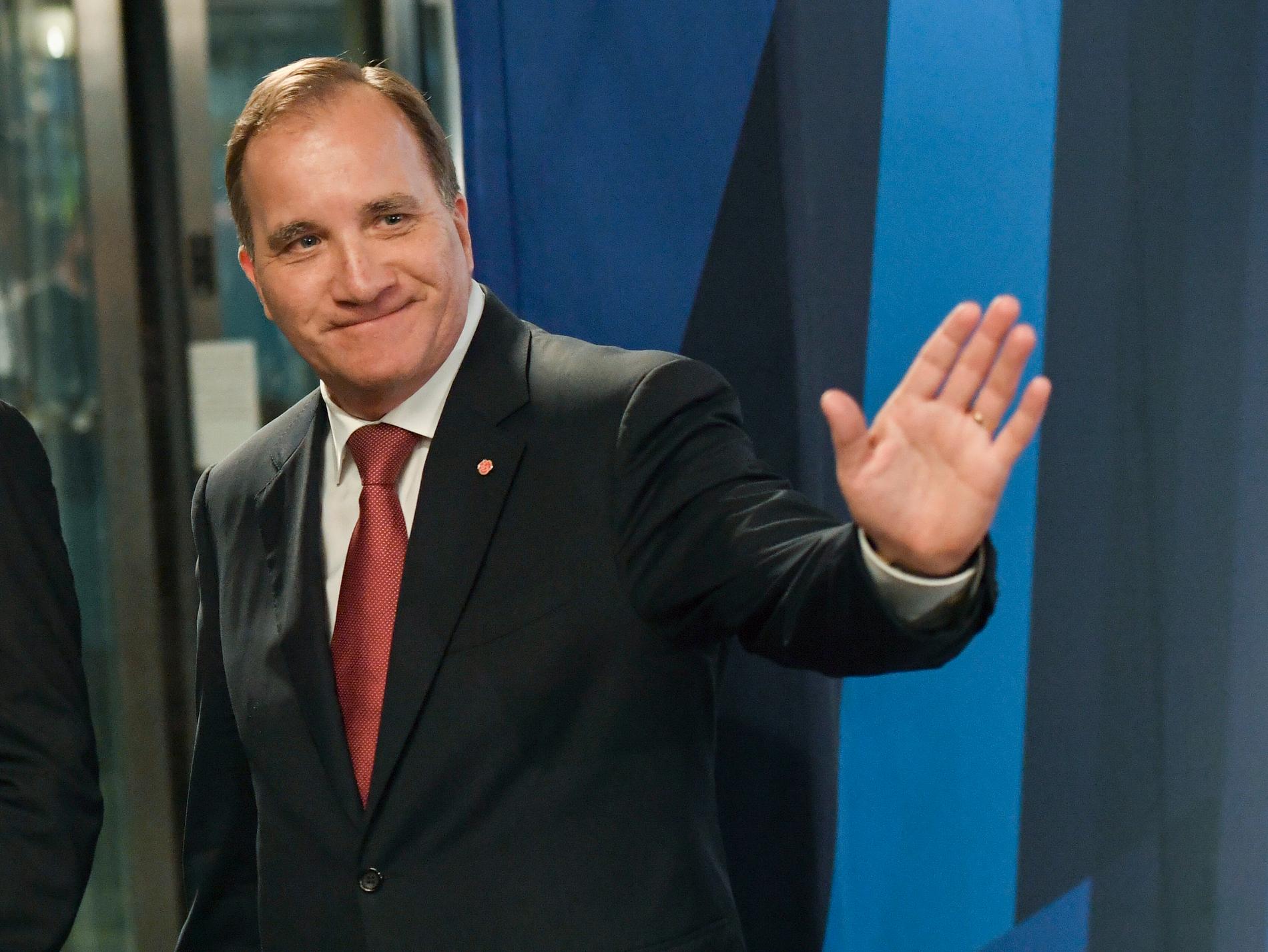 Socialdemokraternas partiledare Stefan Löfven (S) kommer till SVT:s partiledardebatt.