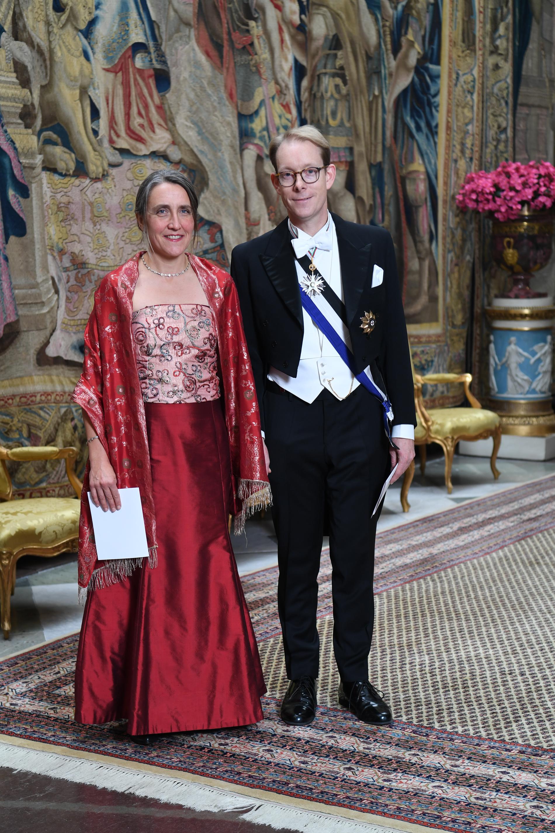 Tobias Billström (M) med frun Sofia Åkerman.