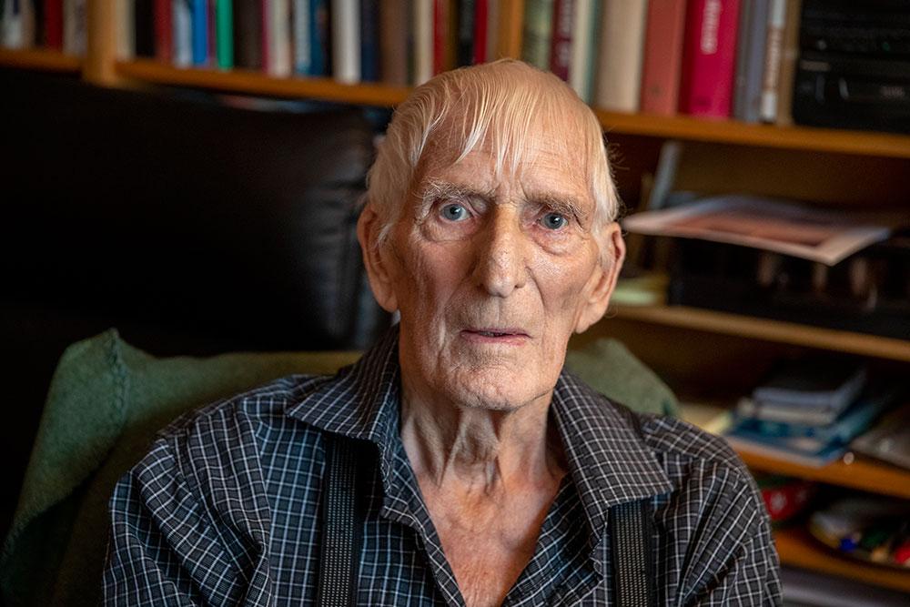 Kjell Nilsson har precis fyllt 90 år. Han fick nyligen träffa Lars Sjövall som han räddade livet på när Lars var tre år gammal och hade fallit i vattnet. 