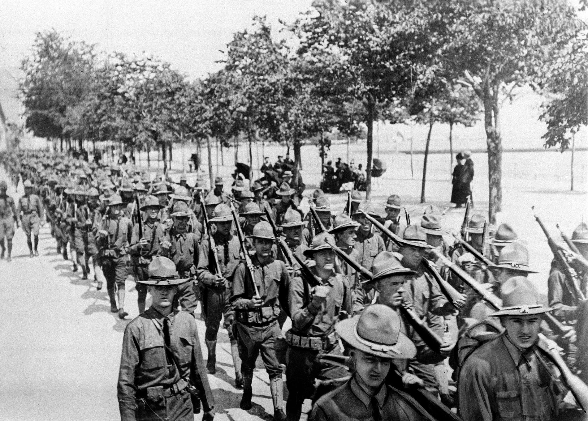 Amerikanska trupper har landstigit i Frankrike i juni 1917 under första världskriget.