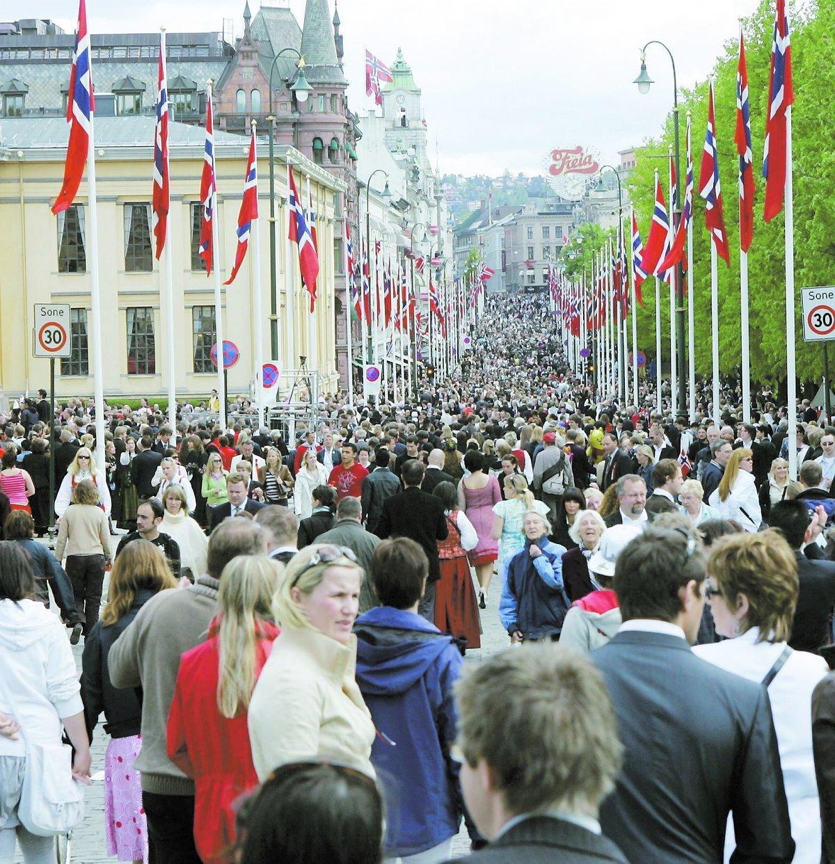 Paraden utmed Karl Johan är ett av de stora arrangemangen under 17 maj-firandet i Oslo.