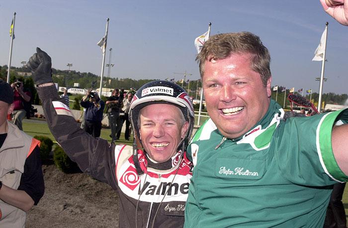 Stefan Hultman och Örjan Kihlstörm efter segern i Elitloppet 2003 med From Above.