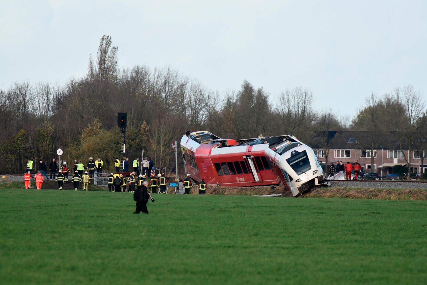 Olyckan inträffade mellan Sauwerd och Warffum, 20 mil norr om Amsterdam.