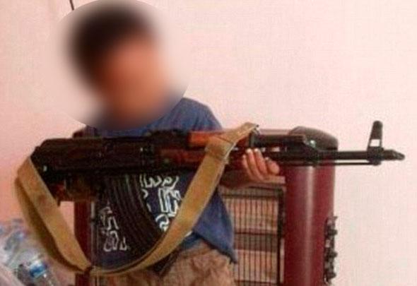 Den fyraårige pojken utnyttjades i en propagandafilm för terrorsekten IS.