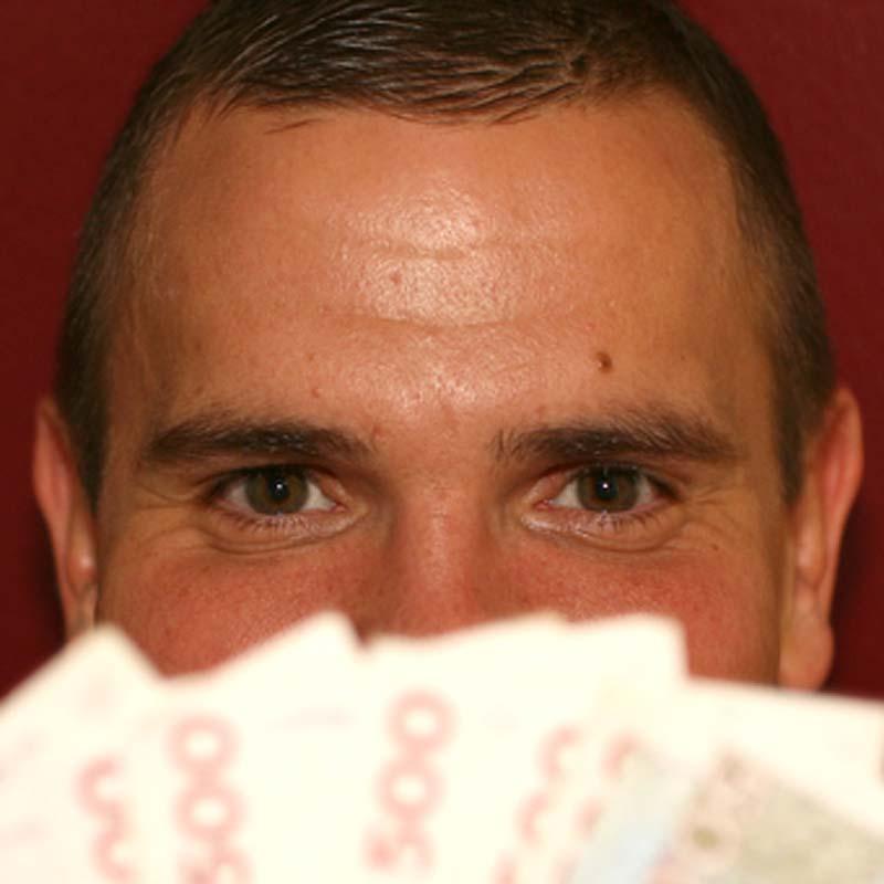 I helgen vann en man från Stockholm 30 miljoner på Lotto. Personen på bilden har dock inget med artikeln att göra.