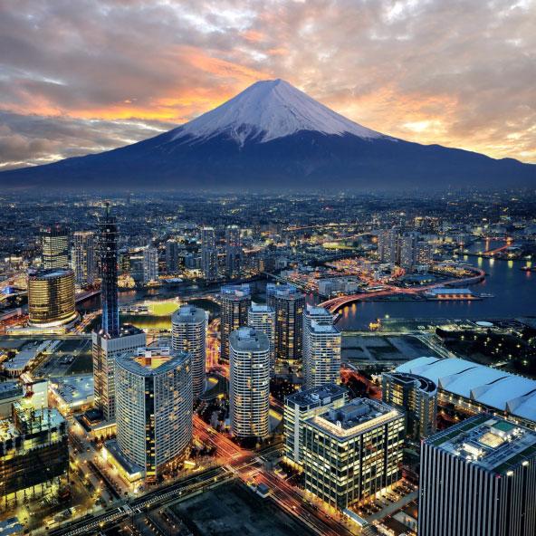 Tokyo, Japan Världens bästa resmål? Här kan du ladda hem resguide till Tokyo