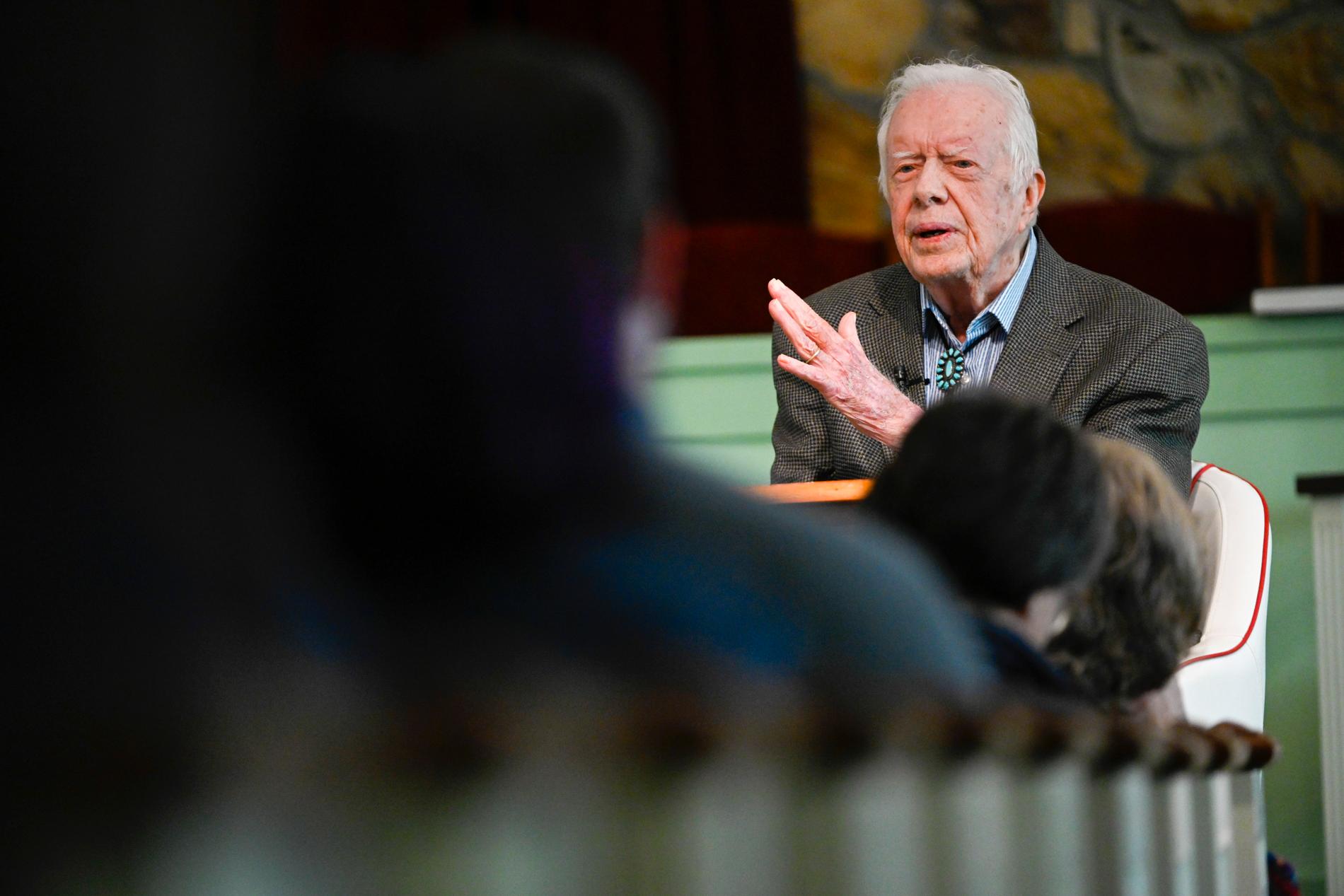 USA:s president 1977 till 1981 Jimmy Carter vårdas på sjukhus.