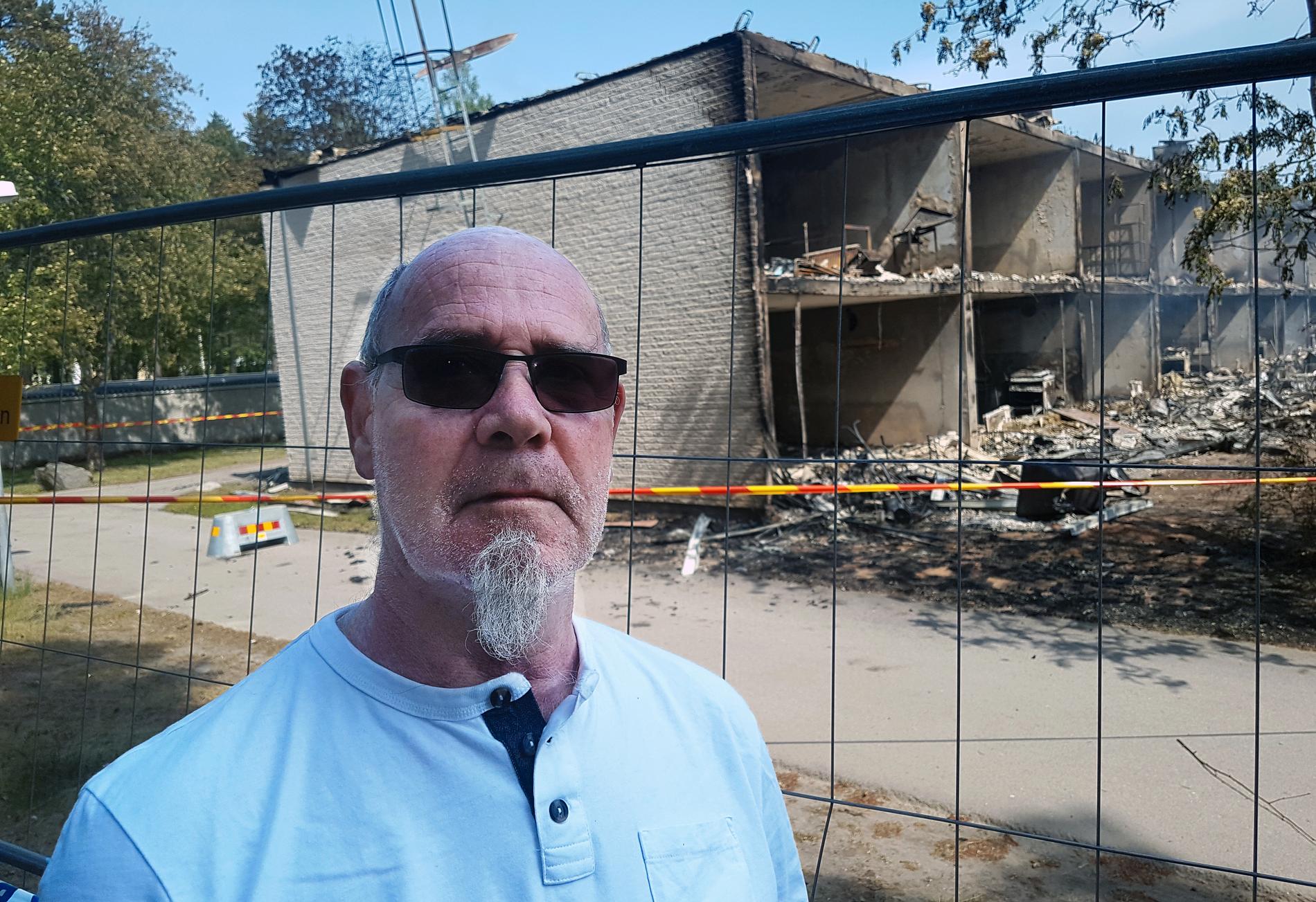 Johnny Kirner, 60, och hans familj förlorade allt i branden.