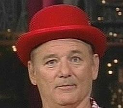 Den röda partyhatten  Murray är alltid välklädd när det kommer till festiviteter. Som här med den muntra röda hatten.