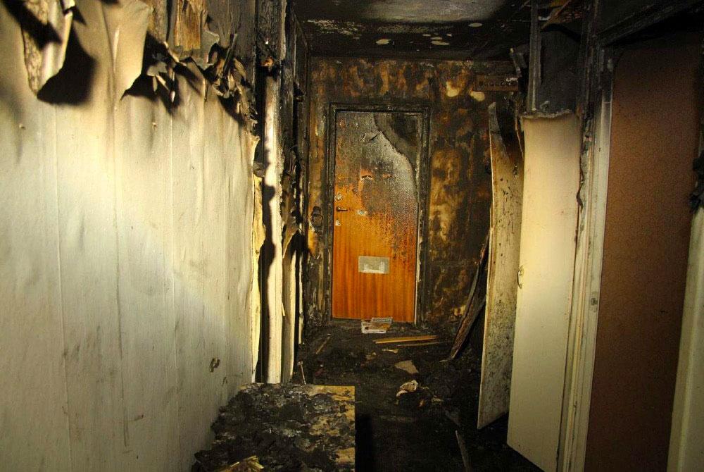 Bild från bostaden som den nu mordmisstänkte mannen tände eld på 2016 – ett brott han dömdes till sluten rättspsykiatrisk vård för. 