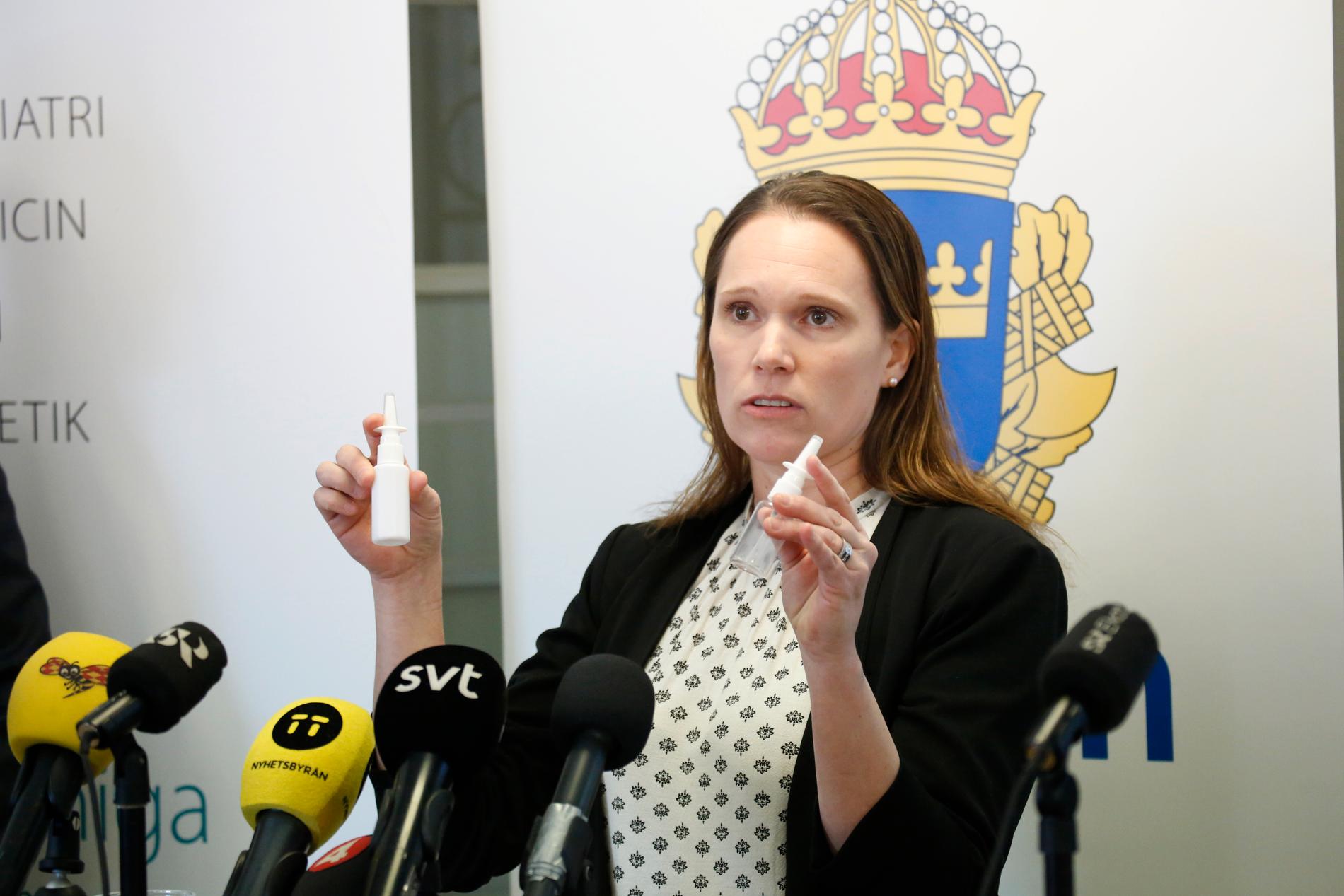 Åsa Torlöf, polisens utredare, vid en presskonferens i samband med åtalet.