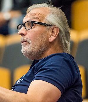 Tränaren   Ulf Schefvert.