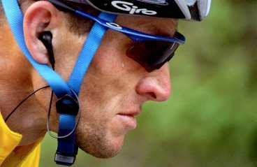 dopad Lance Armstrong - en av världens främsta cyklister genom tiderna - var dopad när han vann Tour de France 1999.