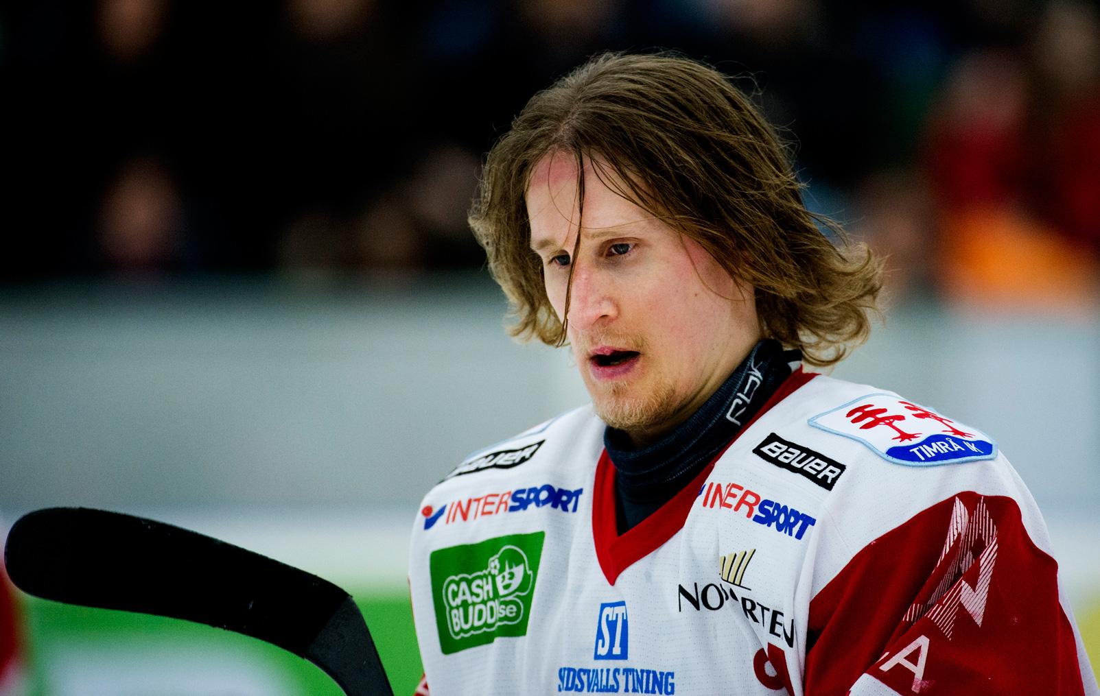 Kritisk Hedström sågar Monténs coachning under kvalserien.