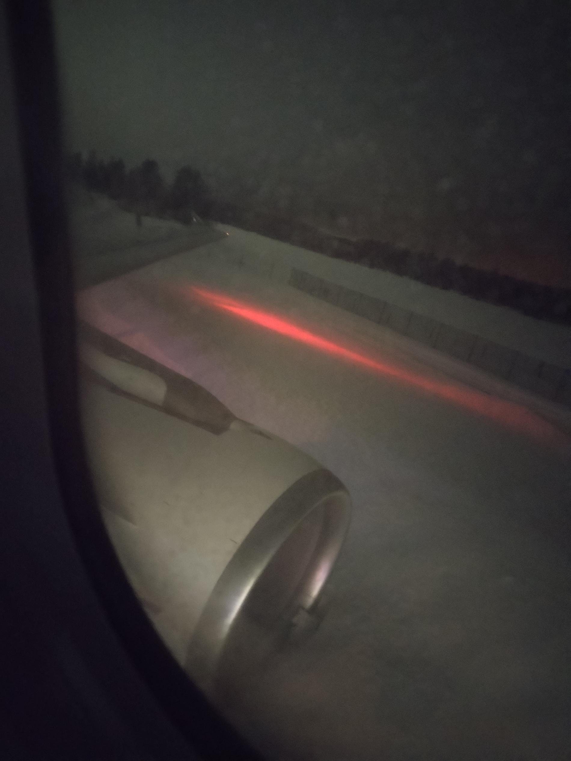 Planet som körde fast i en snödriva på Sundsvall-Timrå Airport.