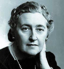 Deckardrottningen Agatha Christie.