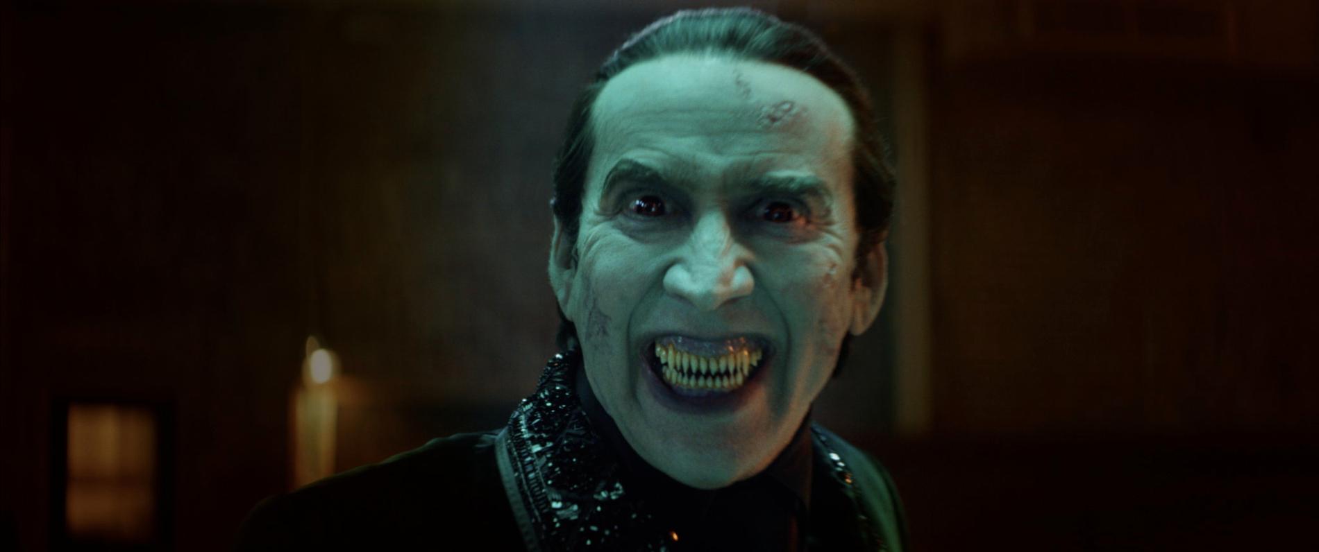 Nicolas Cage som Dracula i "Renfield". Pressbild.