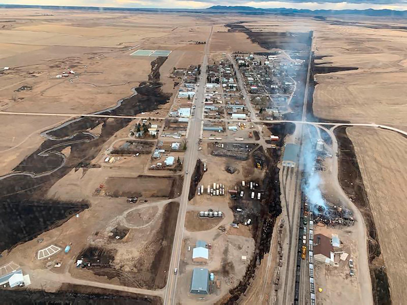 Branden svepte igenom byn Denton i Montana.