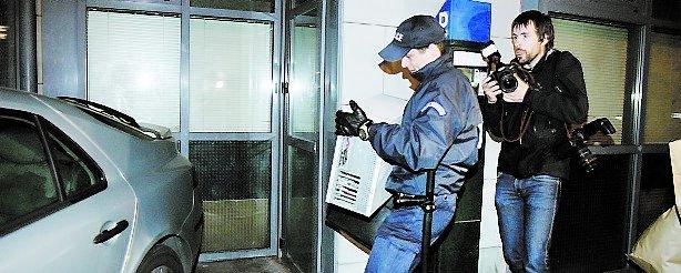 Polisen beslagtog materialet från mannens lägenhet, bland annat hans dator.