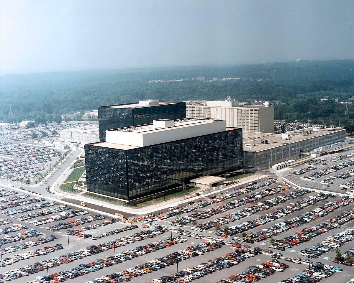 38 000 människor jobbar på NSA.