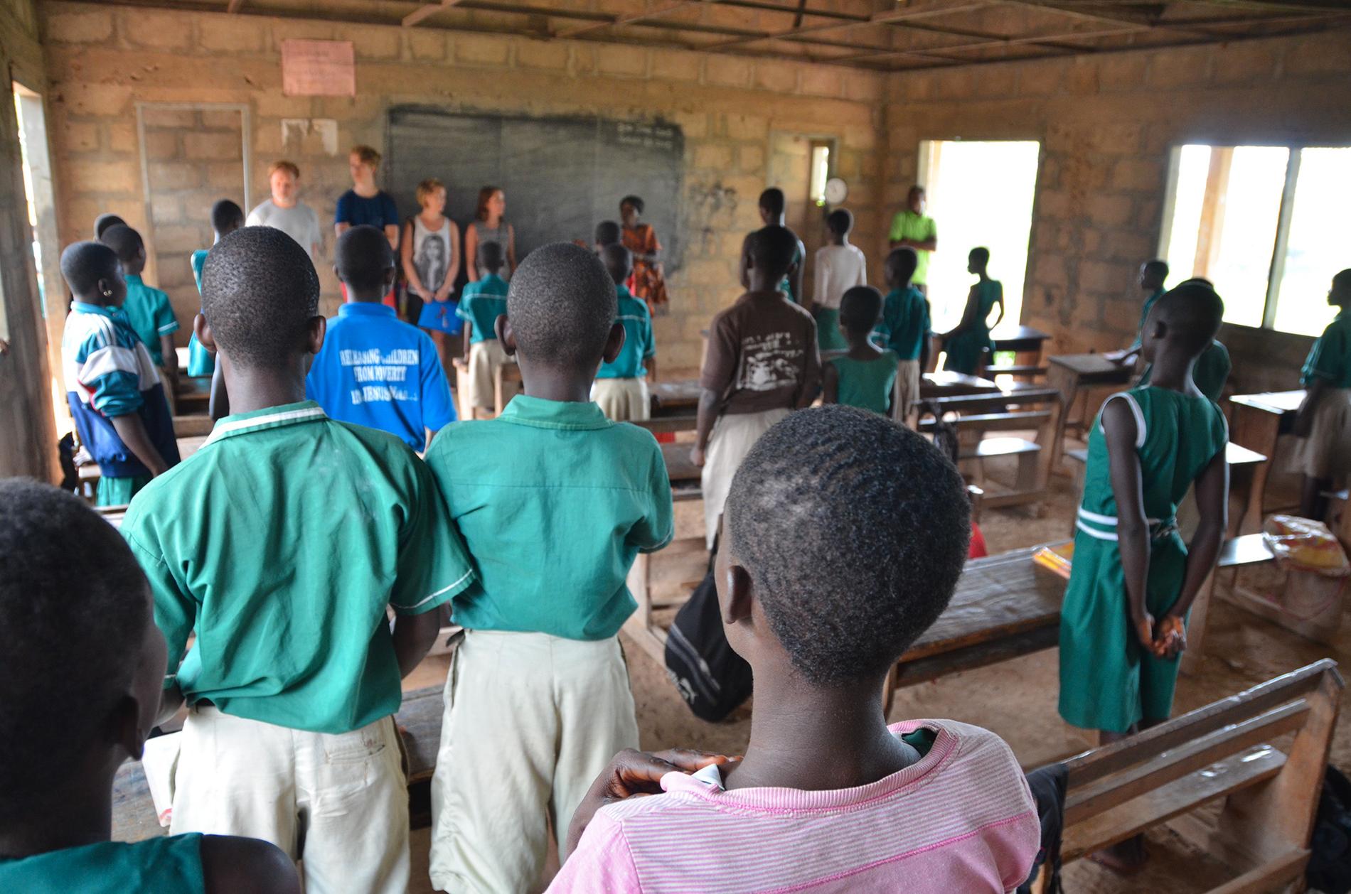 Nu driver de stiftelsen Make a Difference och samlar in pengar till ett barnhem och fattiga familjer i Ghana.