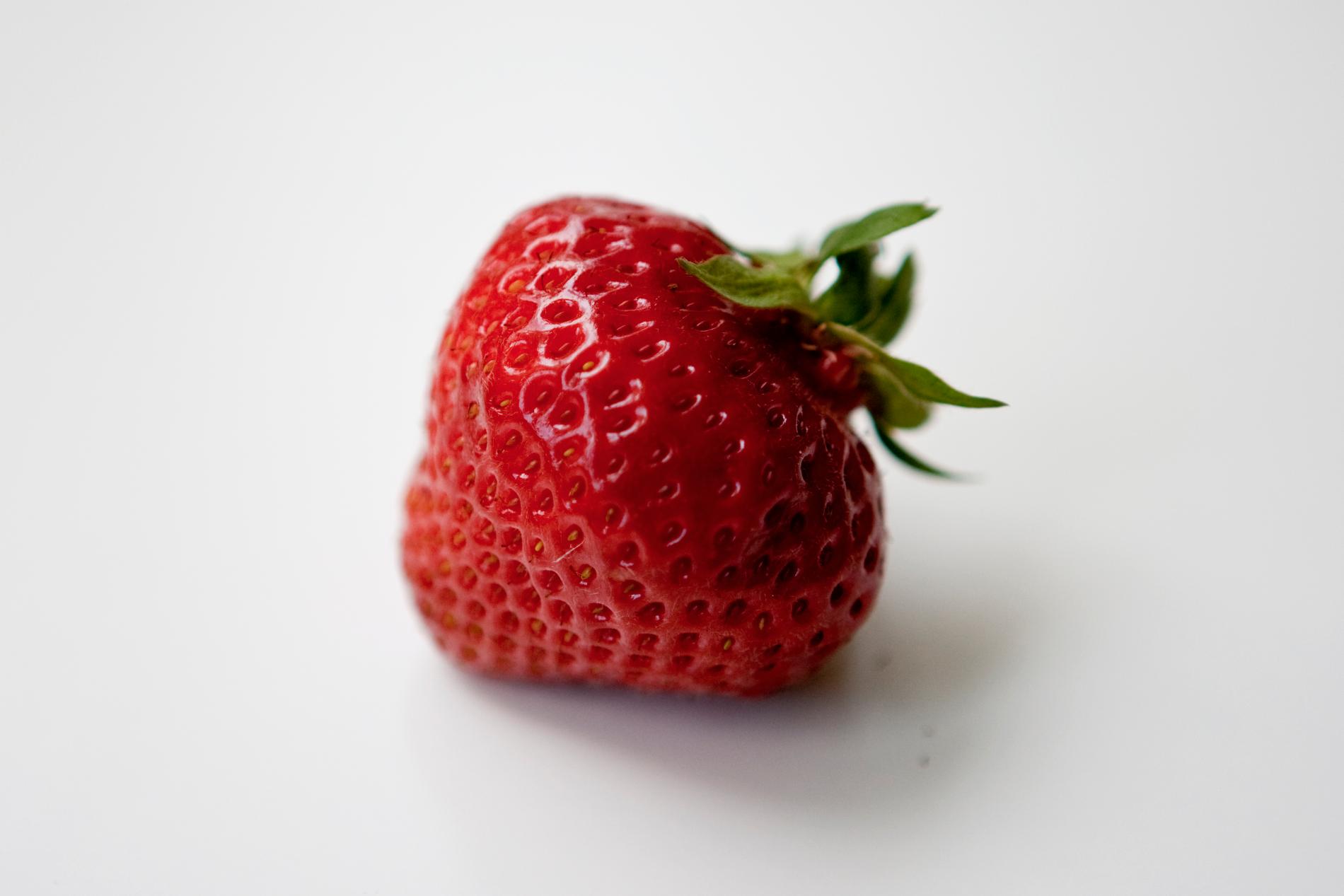 I vecka nio är embryot ungefär lika stor som en jordgubbe. 