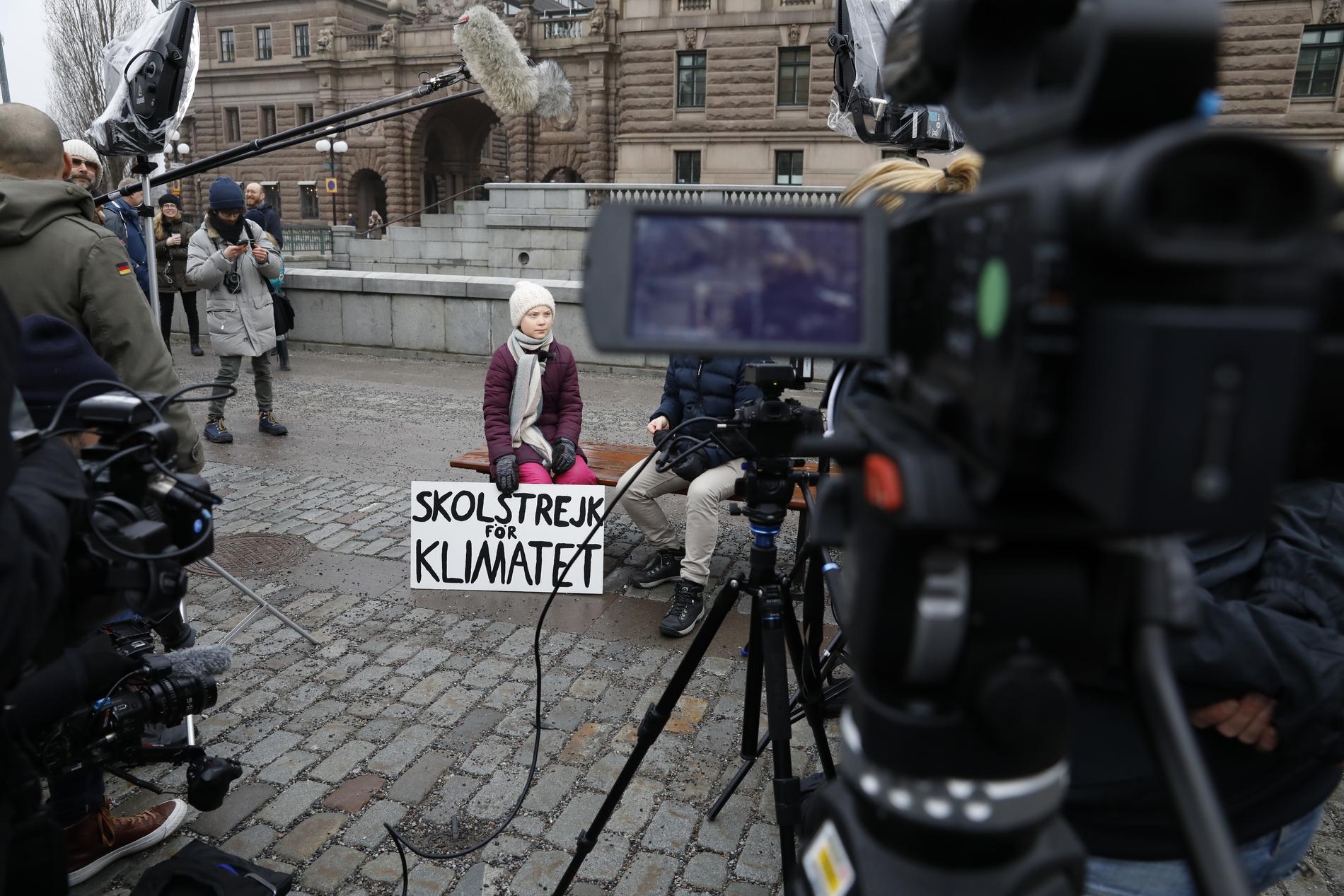 Greta Thunberg på Mynttorget vid Sveriges riksdag.