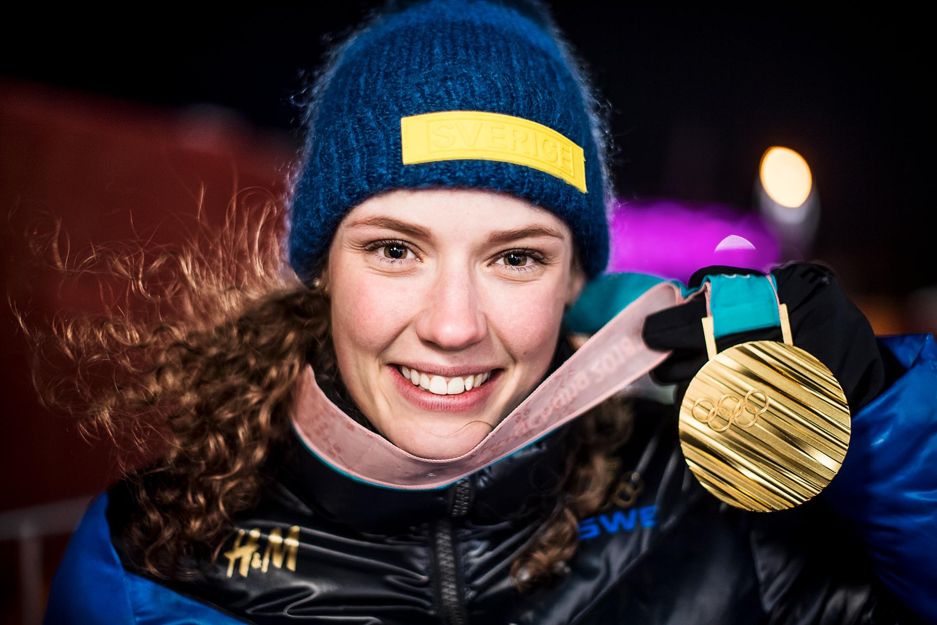 Hanna Öberg med OS-guldet.