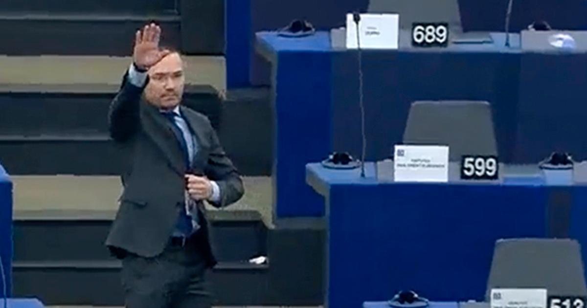Den bulgariske politikern Angel Dzhambazki sågs heila i EU-parlamentet.