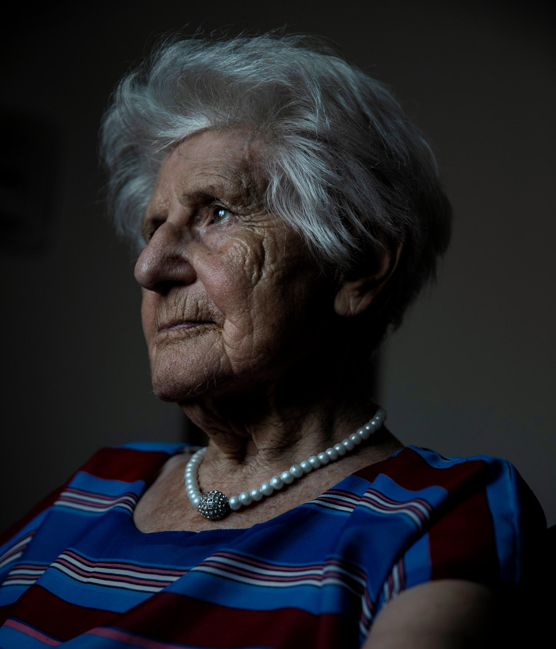 Cyla Trus, 93, var ett av Sveriges sista levande vittnen till Förintelsen och den enda i familjen som överlevde andra världskriget. Den 30 november dog hon i sviterna av covid-19. 