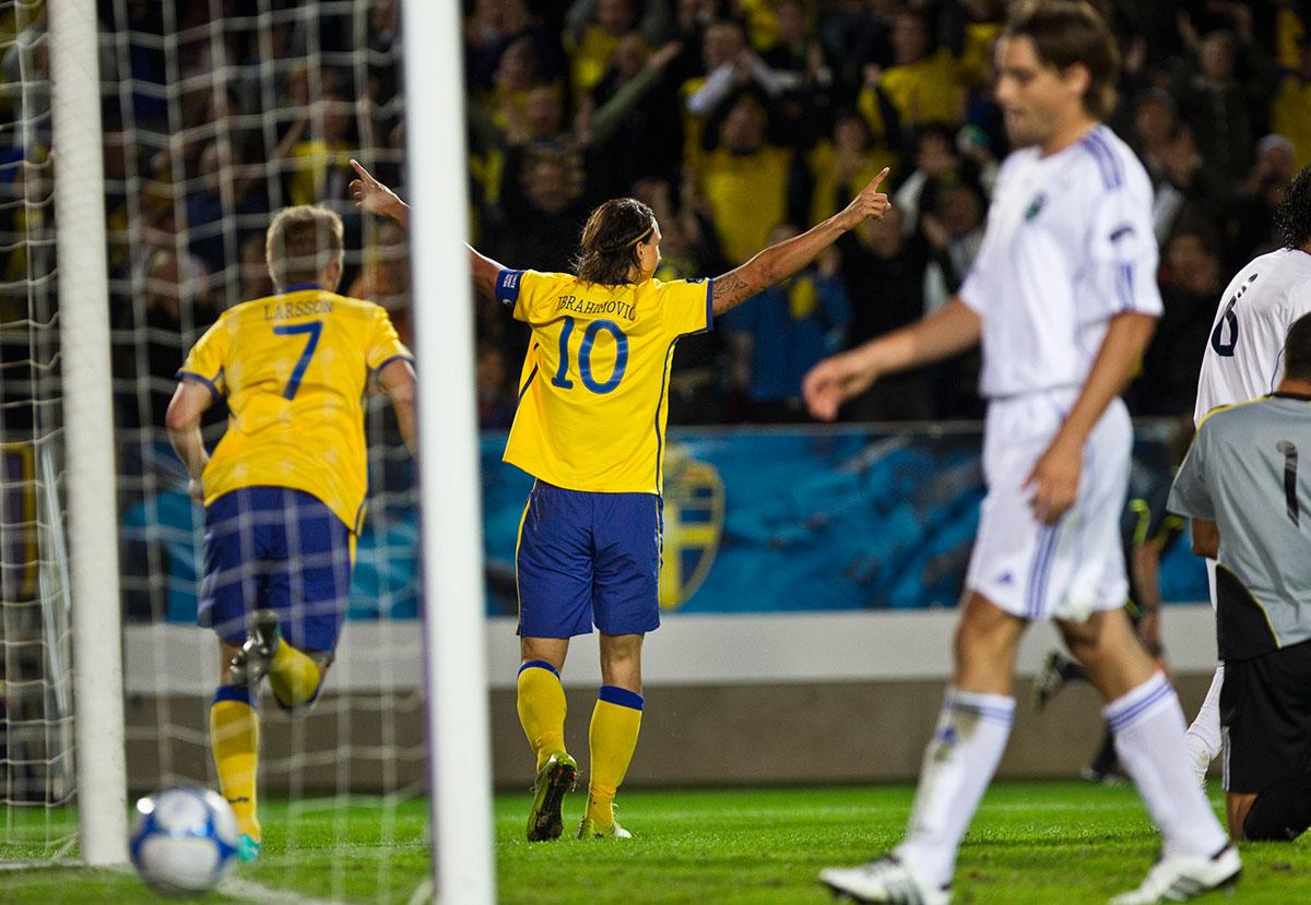 7 september 2010 EM-kval mot San Marino och Zlatan kunde gå av plan med två nya mål i bagaget. Ett i sjunde minuten…