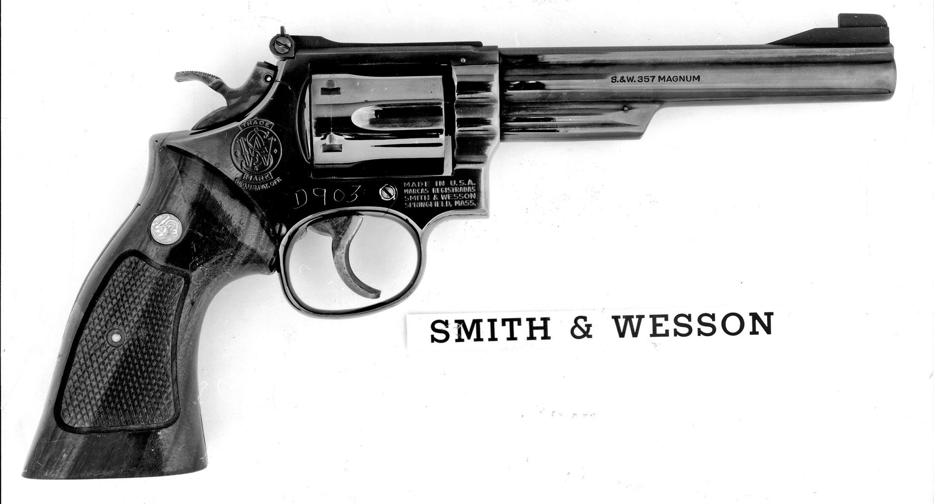 Olof Palme mördades med en kula i kaliber .357. En av de vanligaste revolvrarna i den kalibern är en sådan här, tillverkad av Smith & Wesson, men att mordvapnet kan vara av andra fabrikat är inte uteslutet. 