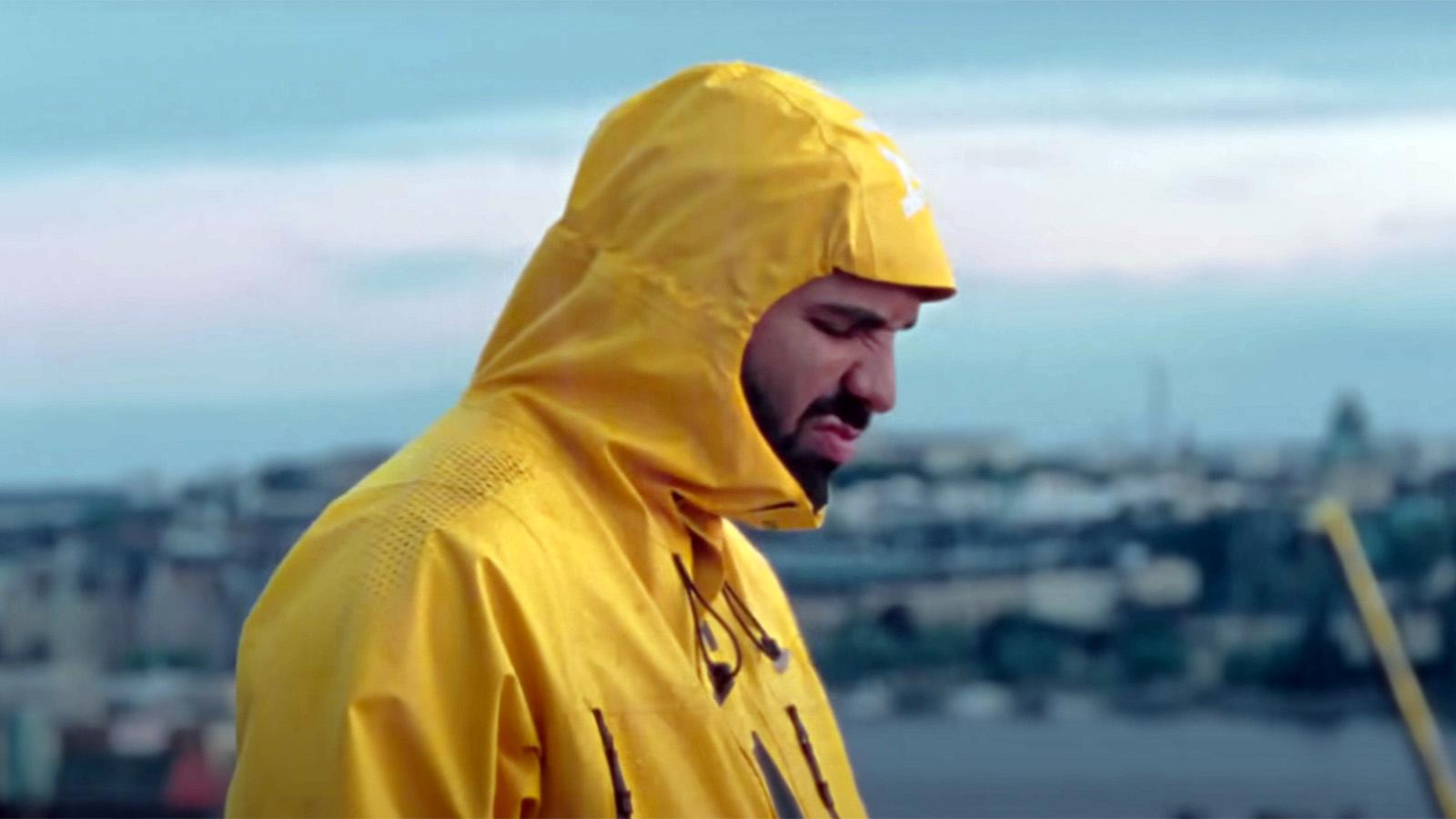 Drake på svensk mark i juli. 