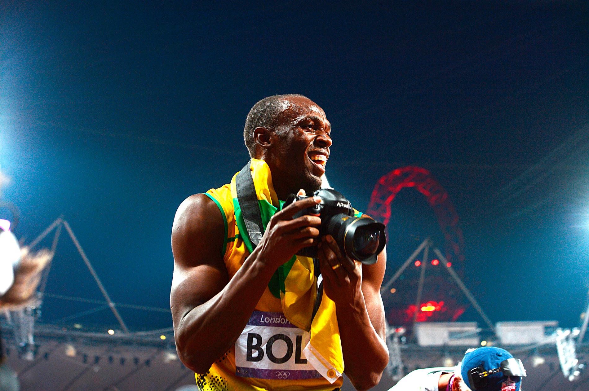 Usain Bolt i Sportbladets tjänst. Under flera VM och OS har sprintfenomenet tagit bilder och dessutom redigerat en framsida till tidningen. 
