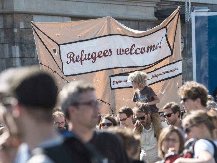 Tyska Dresden hälsade i lördags flyktingar välkomna.